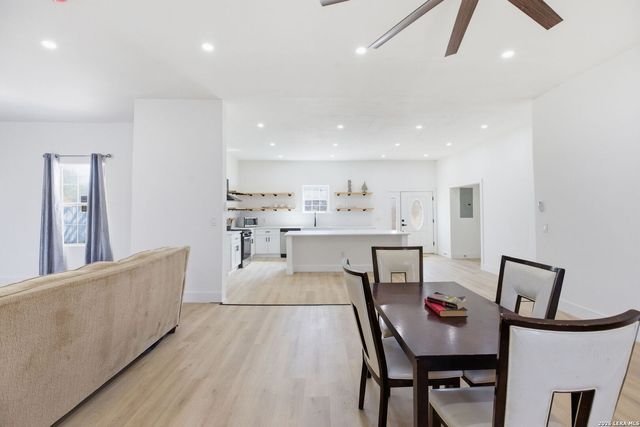 4344 Mountain Pass, Von Ormy, TX 78073