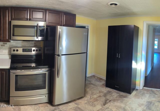 12338 Reedy Creek Road, Bristol, VA 24202