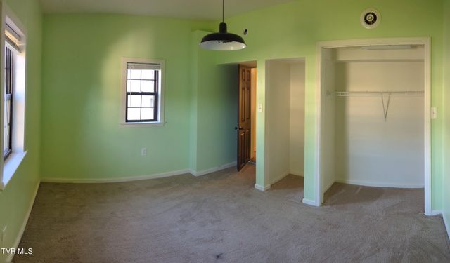 12338 Reedy Creek Road, Bristol, VA 24202