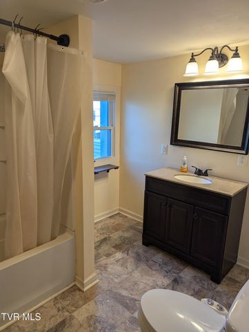 12338 Reedy Creek Road, Bristol, VA 24202