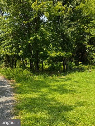 193-E DAVIS RD, Waldorf, MD 20601