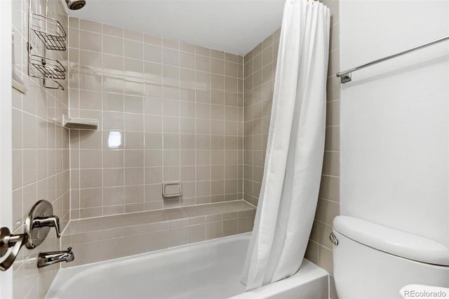7662 S Monaco Circle, Englewood, CO 80112