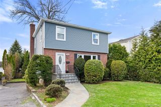 90 Homestead Avenue, Scarsdale, NY 10583