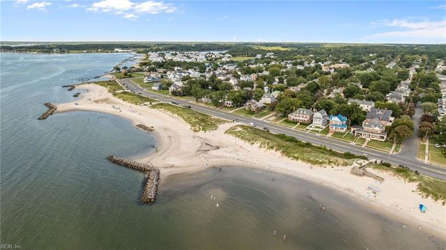 213 Monroe AVE, Cape Charles, VA 23310