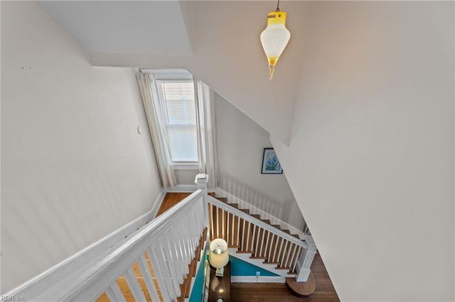 213 Monroe AVE, Cape Charles, VA 23310