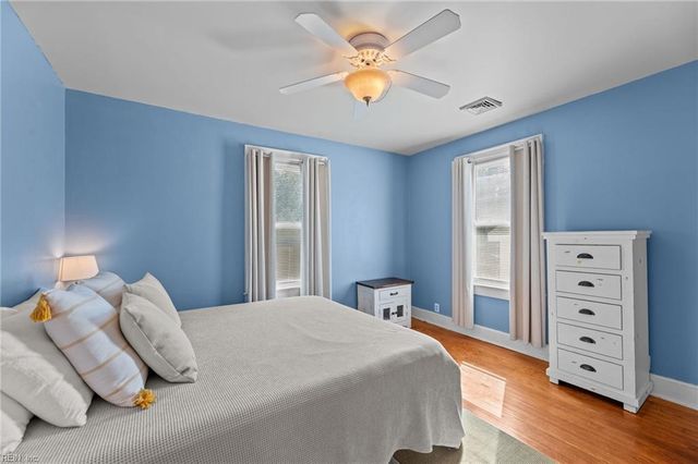 213 Monroe AVE, Cape Charles, VA 23310