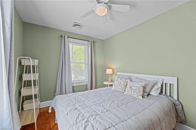 213 Monroe AVE, Cape Charles, VA 23310