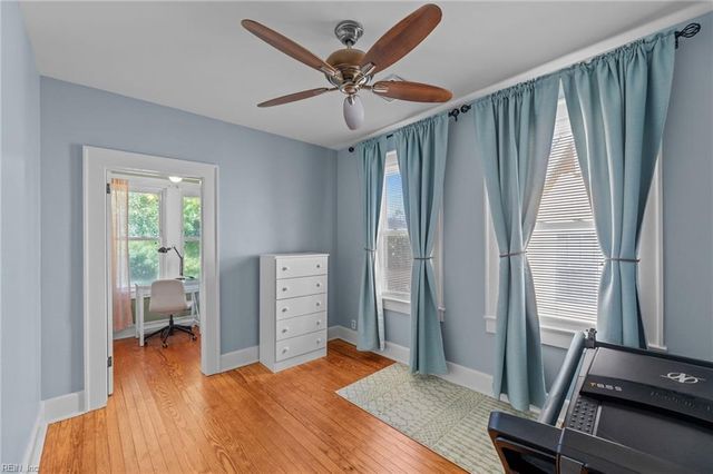 213 Monroe AVE, Cape Charles, VA 23310