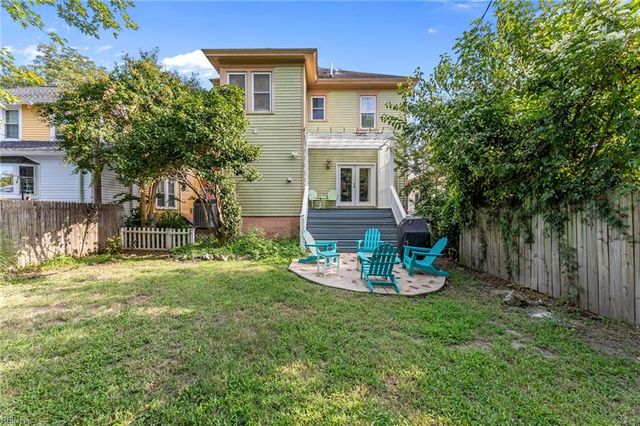 213 Monroe AVE, Cape Charles, VA 23310