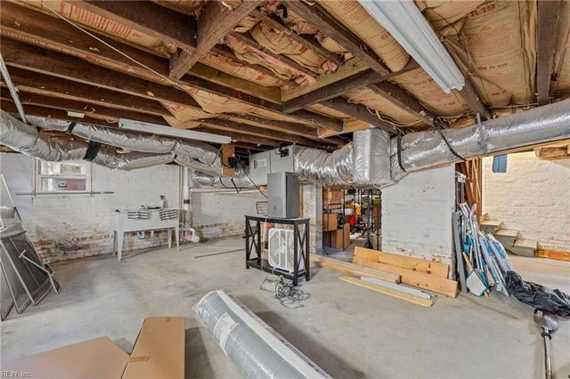 213 Monroe AVE, Cape Charles, VA 23310