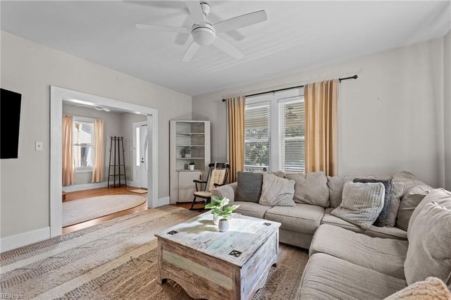 213 Monroe AVE, Cape Charles, VA 23310