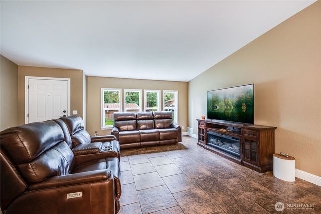 14802 254th Street E, Graham, WA 98338