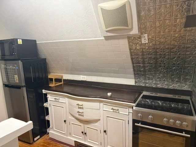 14 Blanche St 3, Boston, MA 02122