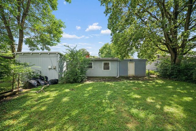 2458 Edgevale Road, Columbus, OH 43221