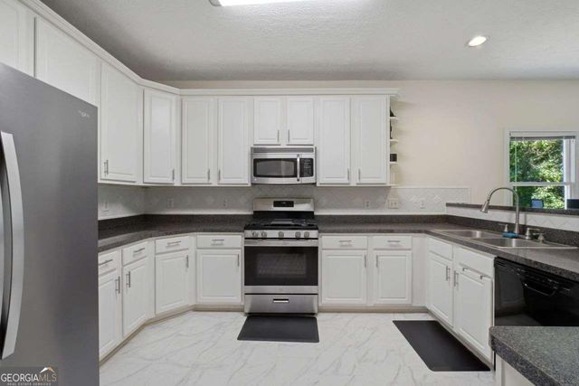 6874 Deer Creek Trace, Stone Mountain, GA 30087