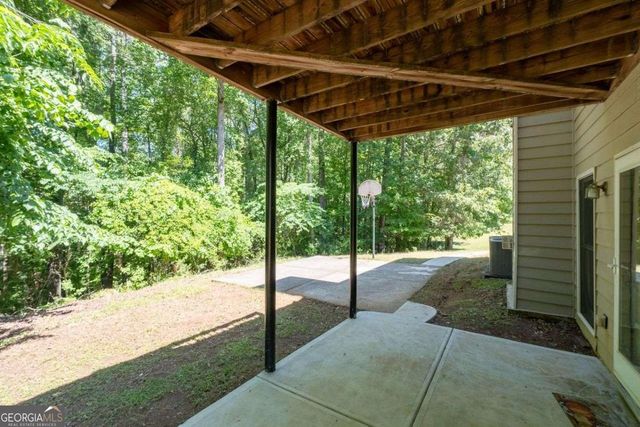 6874 Deer Creek Trace, Stone Mountain, GA 30087