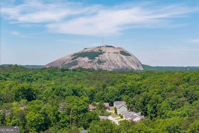 6874 Deer Creek Trace, Stone Mountain, GA 30087