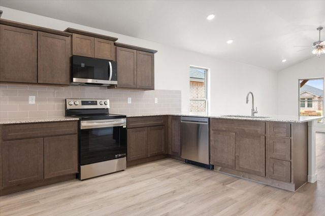2410 Bryan Avenue, Wolfforth, TX 79382
