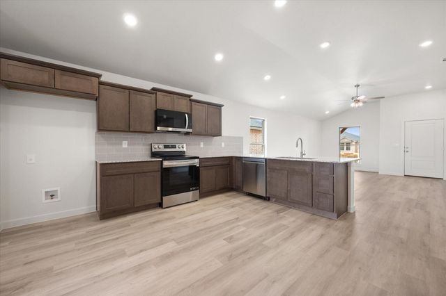 2410 Bryan Avenue, Wolfforth, TX 79382