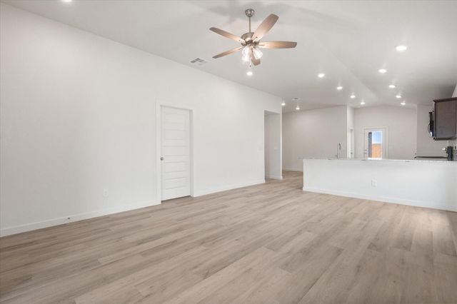 2410 Bryan Avenue, Wolfforth, TX 79382