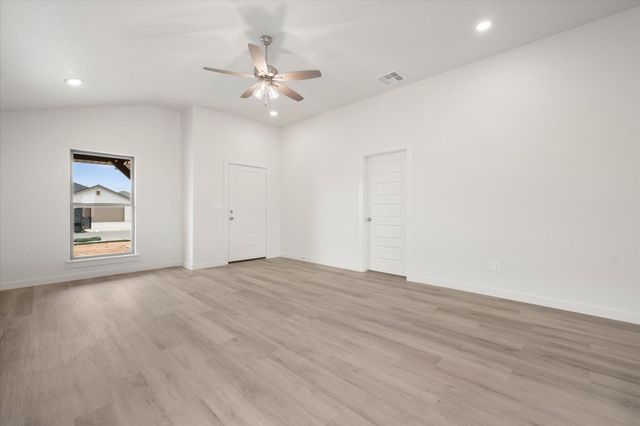 2410 Bryan Avenue, Wolfforth, TX 79382