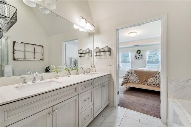 7940 Willoughby Court, Alpharetta, GA 30005