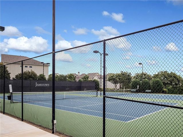 7940 Willoughby Court, Alpharetta, GA 30005