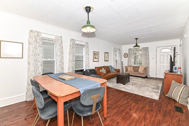 2611 E Oklahoma AVENUE, Milwaukee, WI 53207