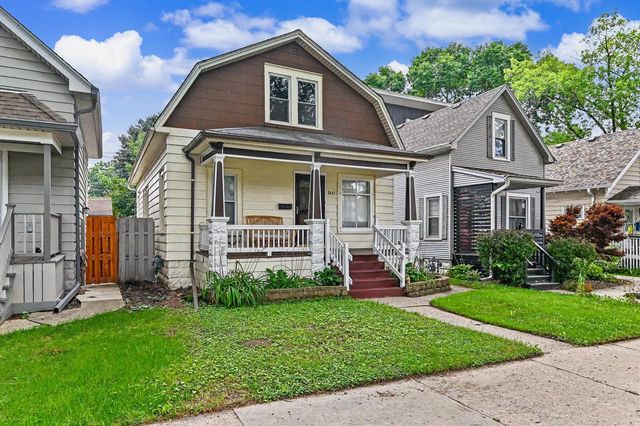 2611 E Oklahoma AVENUE, Milwaukee, WI 53207