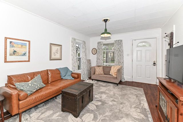 2611 E Oklahoma AVENUE, Milwaukee, WI 53207