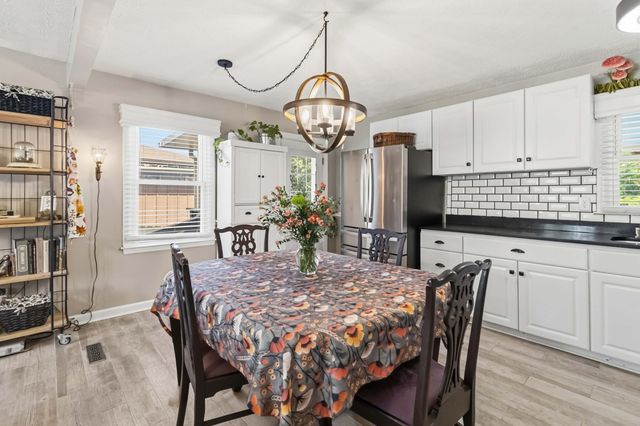 208 Westmoreland Court, Georgetown, KY 40324