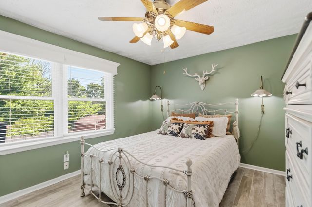 208 Westmoreland Court, Georgetown, KY 40324