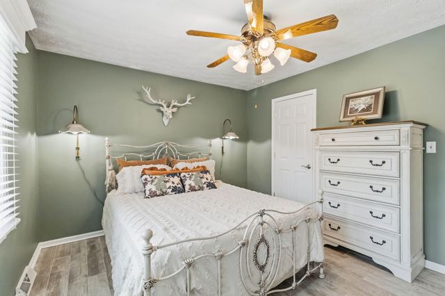 208 Westmoreland Court, Georgetown, KY 40324