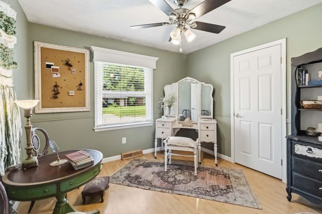 208 Westmoreland Court, Georgetown, KY 40324