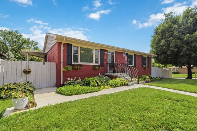 208 Westmoreland Court, Georgetown, KY 40324