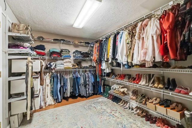 208 Westmoreland Court, Georgetown, KY 40324