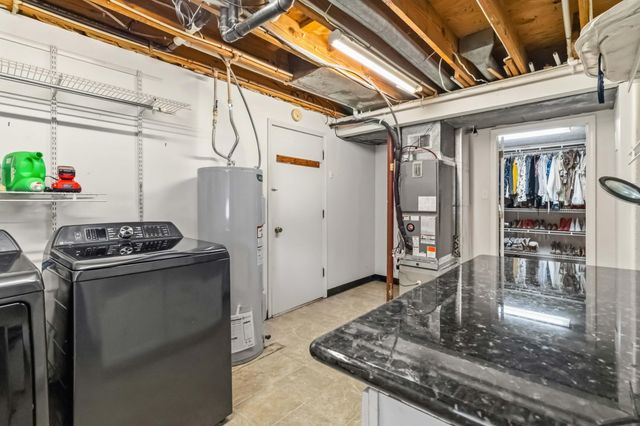 208 Westmoreland Court, Georgetown, KY 40324