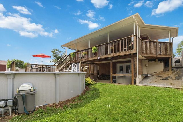 208 Westmoreland Court, Georgetown, KY 40324