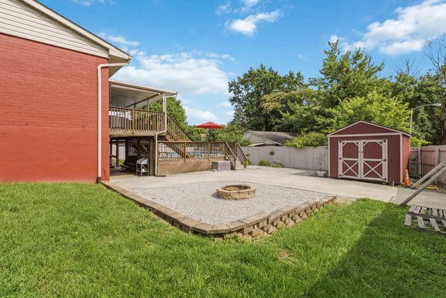 208 Westmoreland Court, Georgetown, KY 40324