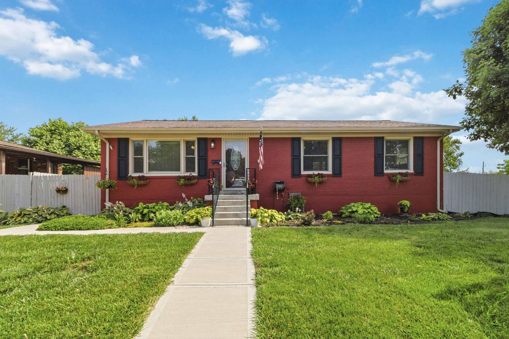 208 Westmoreland Court, Georgetown, KY 40324