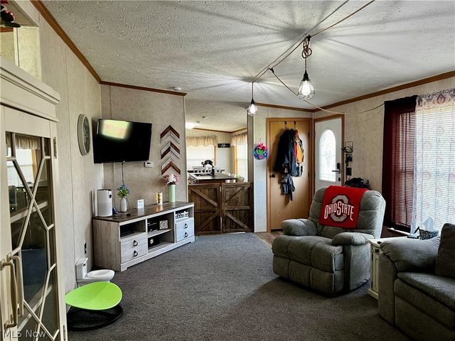 224 Woodvue Lane, Wintersville, OH 43953