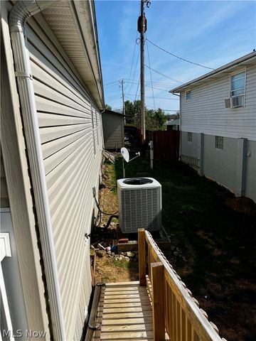 224 Woodvue Lane, Wintersville, OH 43953