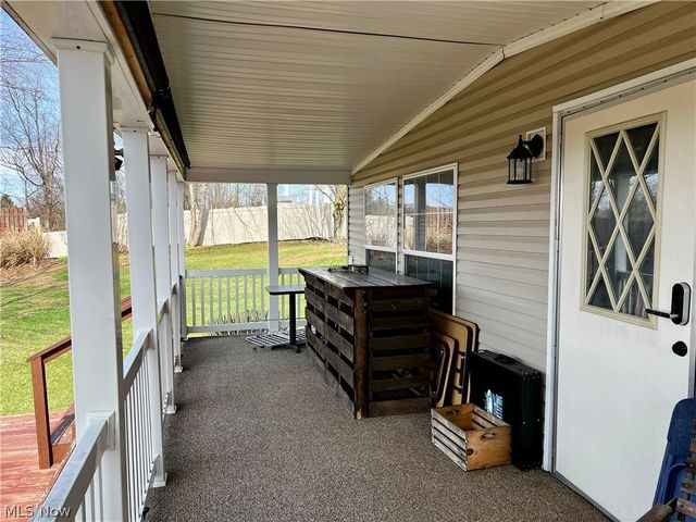 224 Woodvue Lane, Wintersville, OH 43953