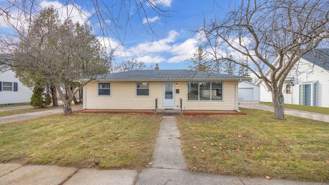 1702 N 26th STREET, Sheboygan, WI 53081