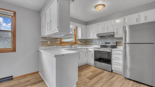 1702 N 26th STREET, Sheboygan, WI 53081