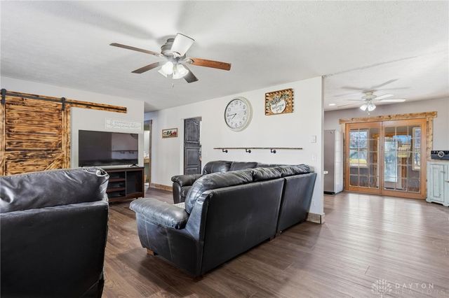 6037 Oregonia Road, Oregonia, OH 45054