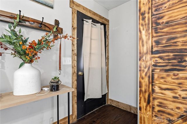 6037 Oregonia Road, Oregonia, OH 45054