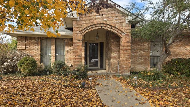 2909 Redwood Drive, Carrollton, TX 75007