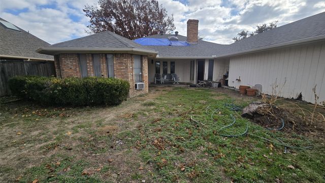 2909 Redwood Drive, Carrollton, TX 75007