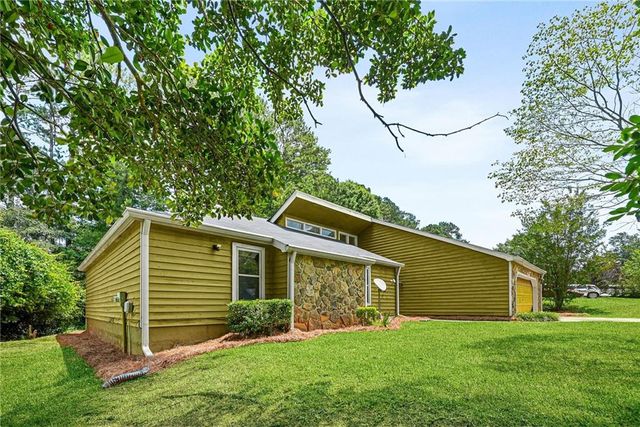 8808 Elon Trail, Jonesboro, GA 30238